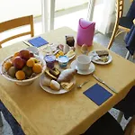 Ξενοδοχείο Mare Πέζαρο