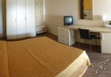 Ξενοδοχείο Mare Πέζαρο